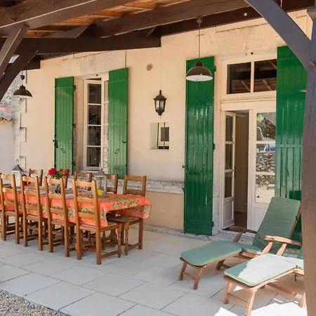 De La Maison Du Bonnesheur Bonnes