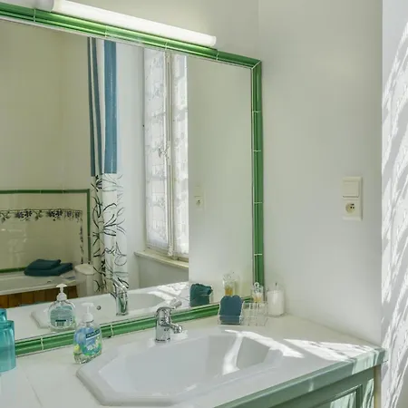 De La Maison Du Bonnesheur *